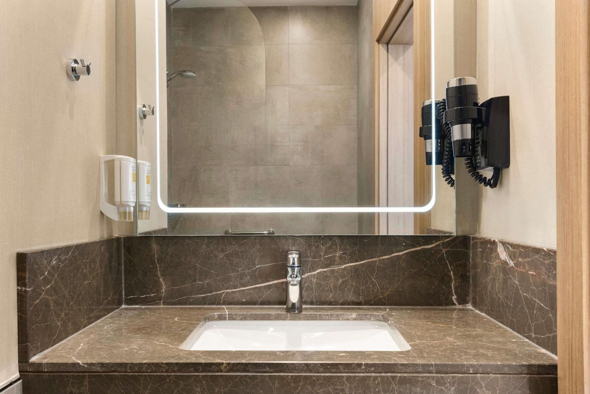 Ramada Encore Eskişehir Zewnętrze zdjęcie